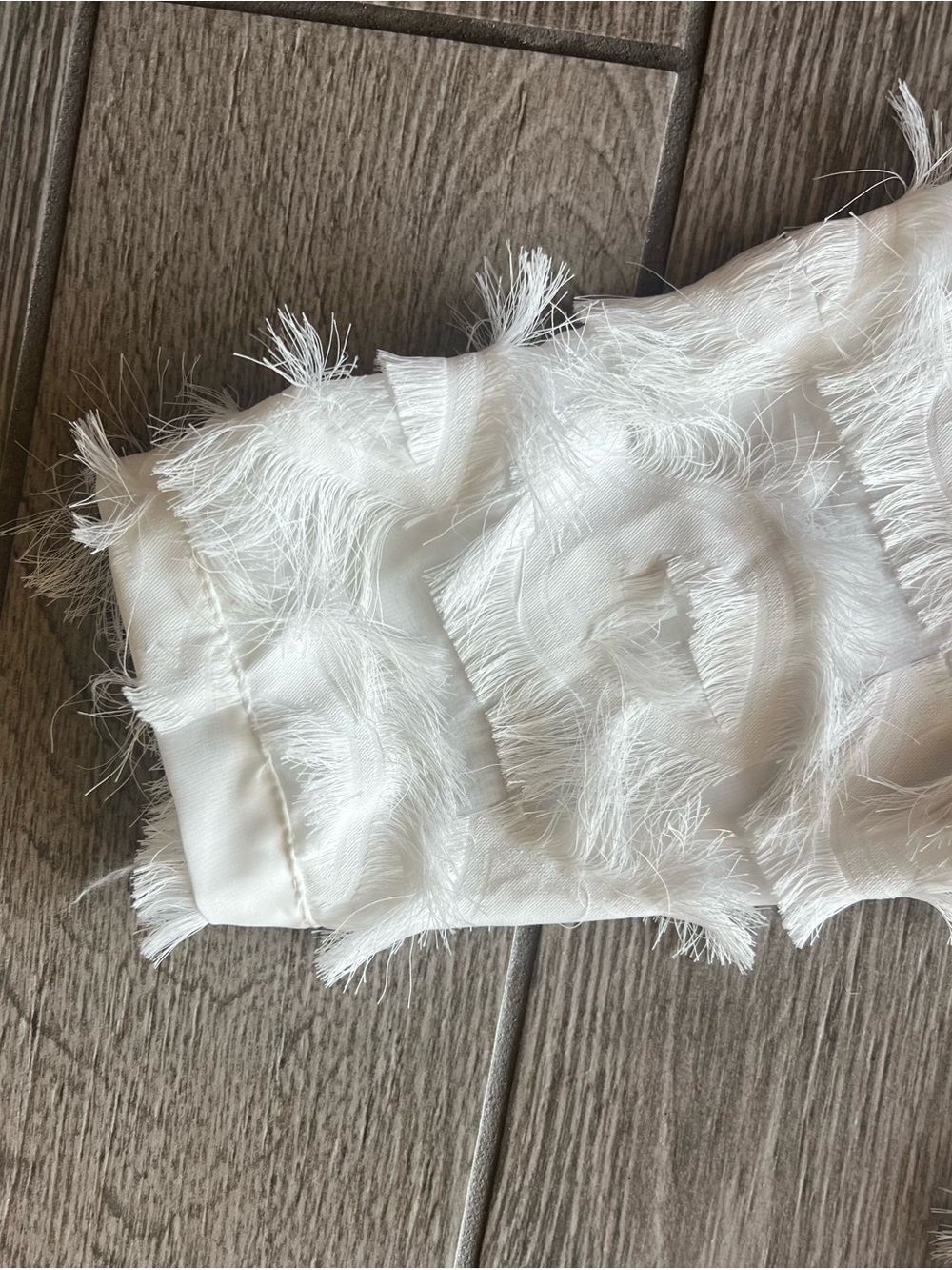 White Feathered Women's Swim Suit Cover-Up Dress NWOT Size Small - Picture 7 of 14
